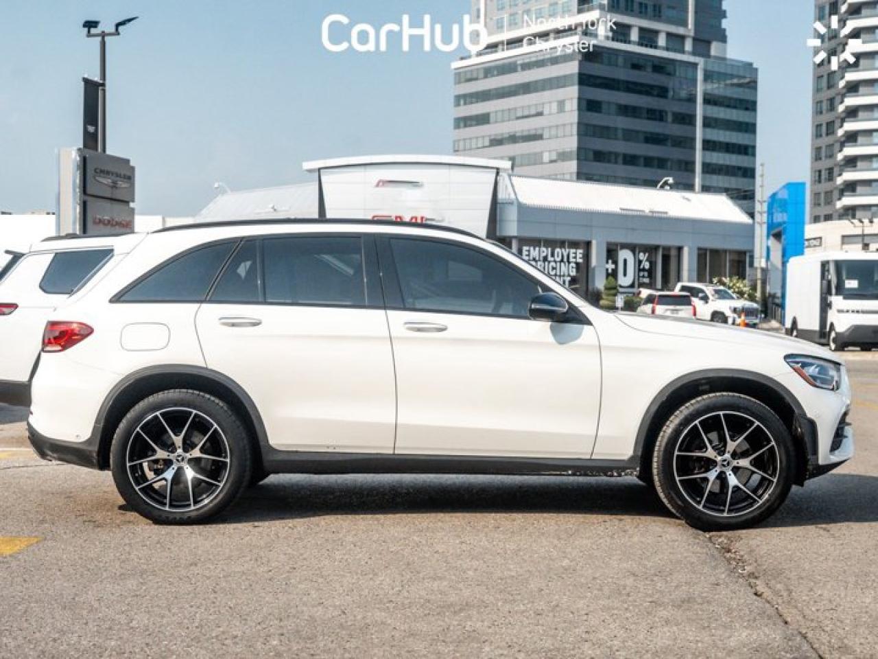 2022 Mercedes-Benz GLC 300 Panoramic Roof Night Package 360 Camera Navigation Photo4