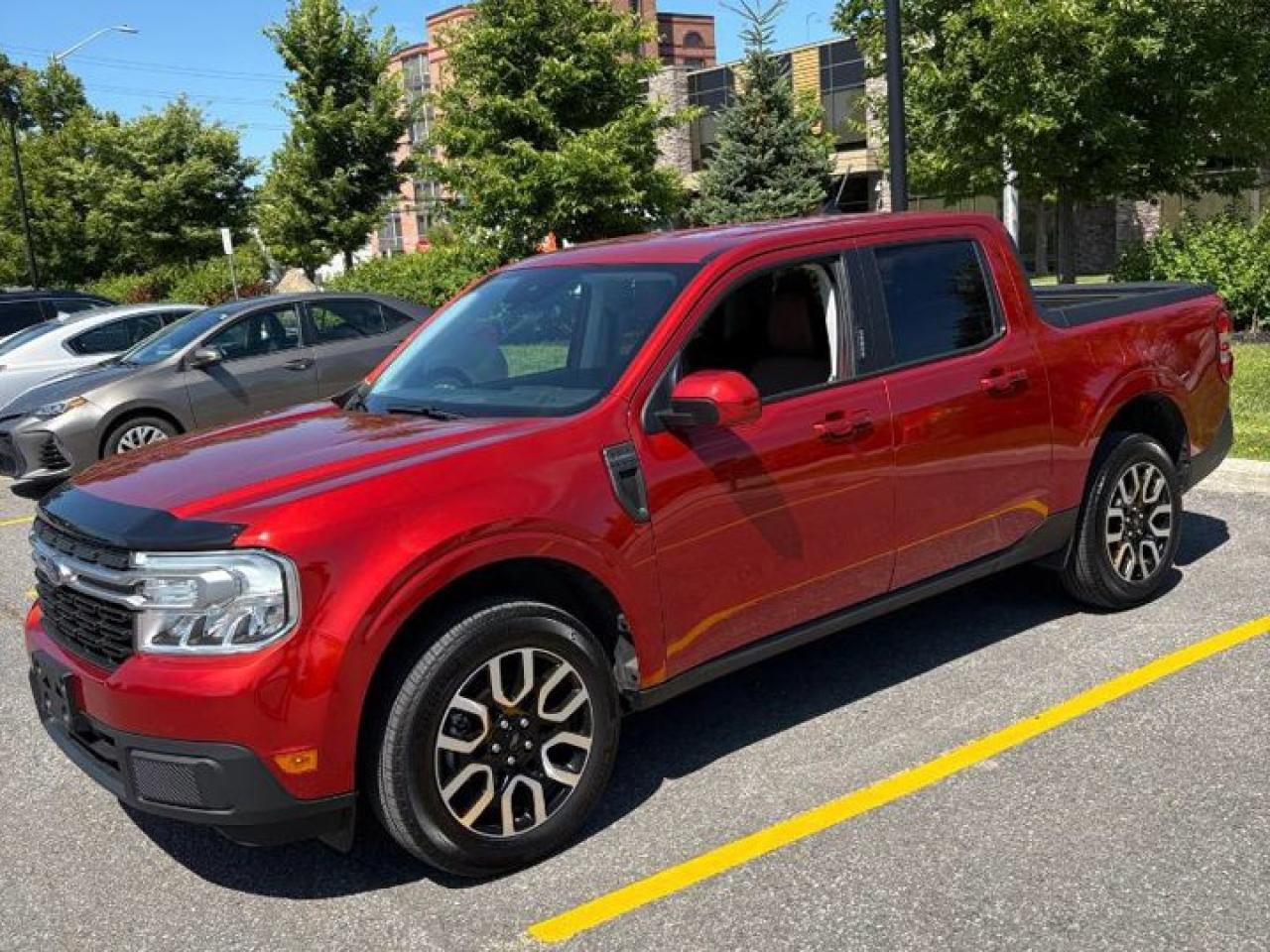 Used 2023 Ford Maverick LARIAT Hybrid | Leather | Luxury Package | Co-Pilot 360 | Nav | Apple CarPlay | Android Auto & More! for sale in Guelph, ON