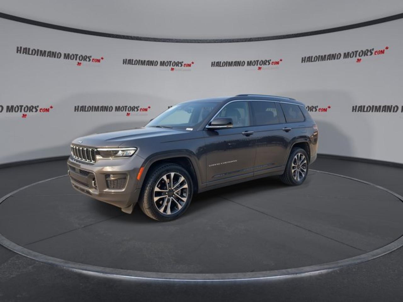 2022 Jeep Grand Cherokee L Overland 4x4 Photo3