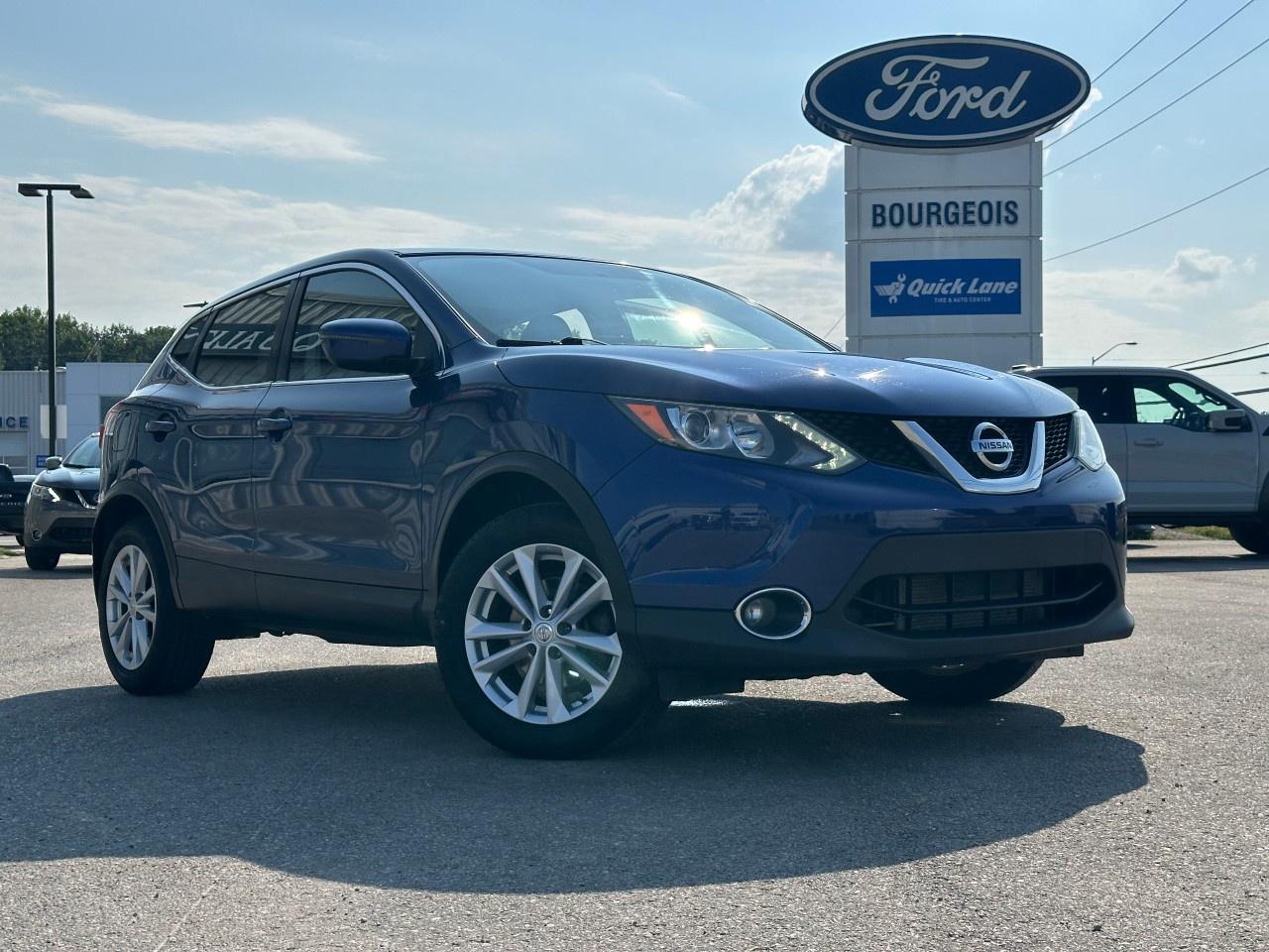 Used 2017 Nissan Qashqai AWD 4DR SV CVT for sale in Midland, ON