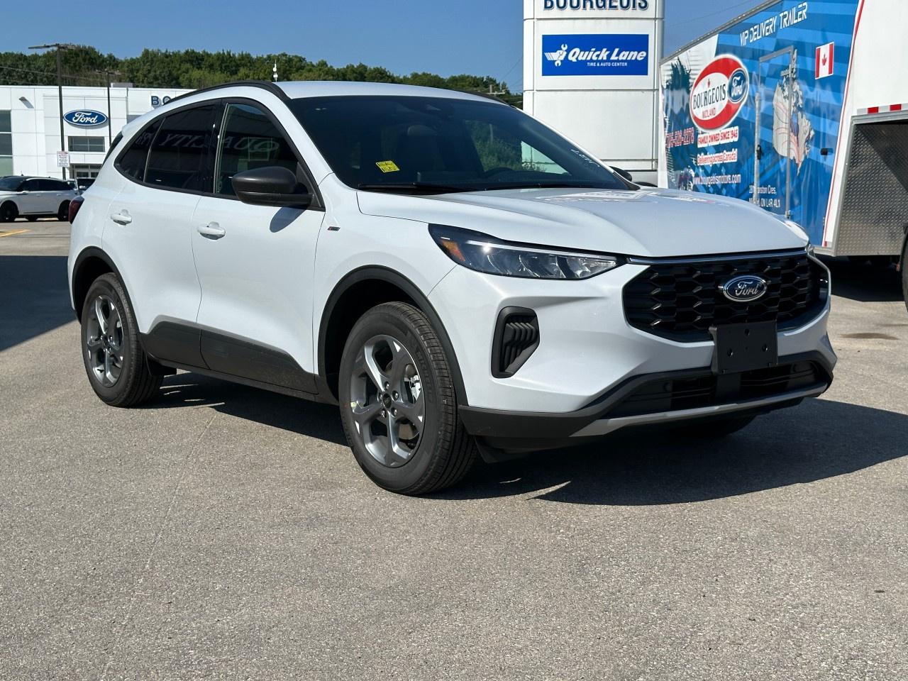 2025 Ford Escape ST-Line AWD Photo3