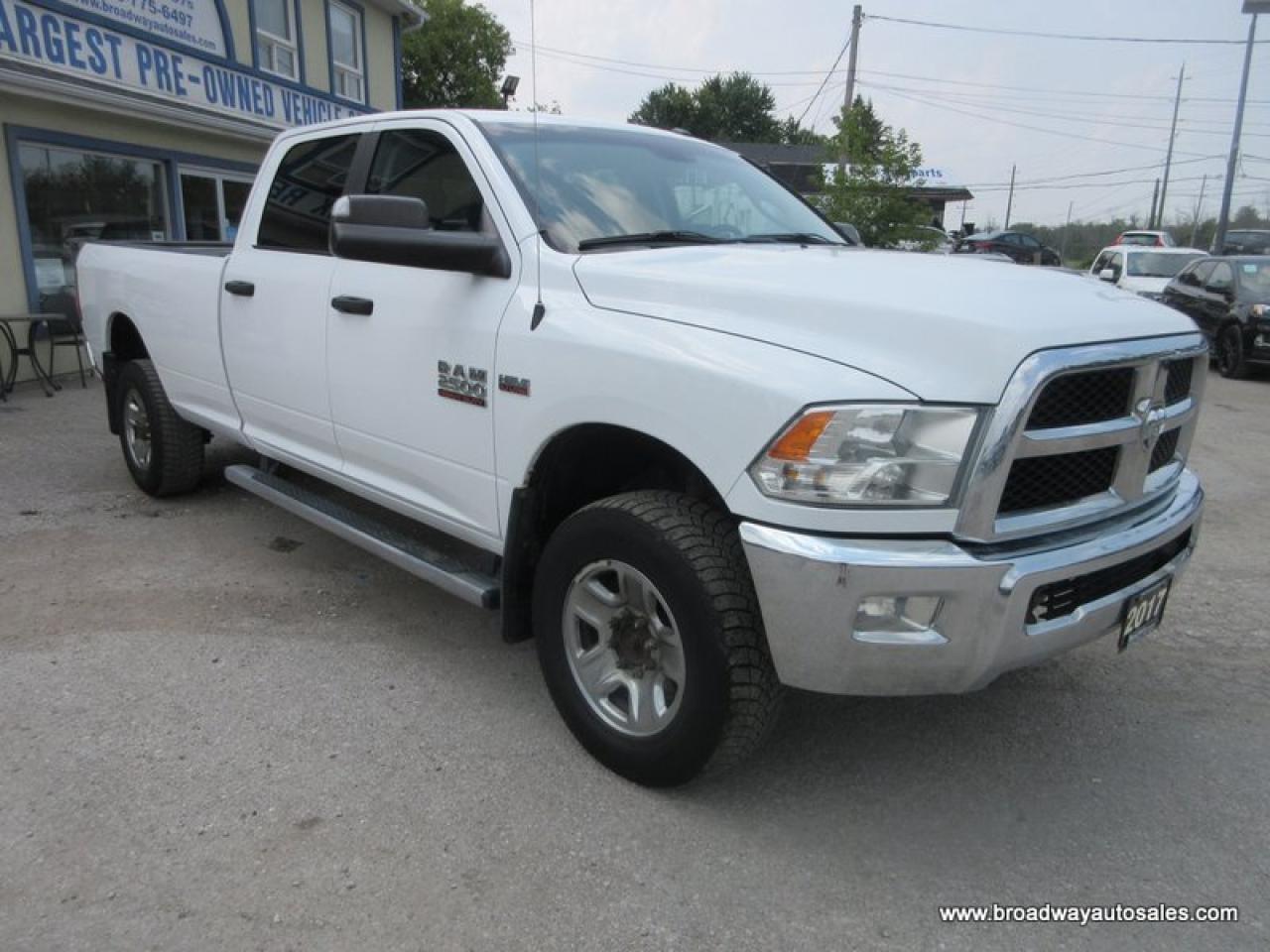 2017 RAM 2500 3/4 TON SLT-VERSION 6 PASSENGER 5.7L - HEMI.. 4X4.. CREW-CAB.. 8-FOOT-BOX.. TOUCH SCREEN DISPLAY.. BLUETOOTH SYSTEM.. TRAILER BRAKE.. KEYLESS ENTRY.. Photo4