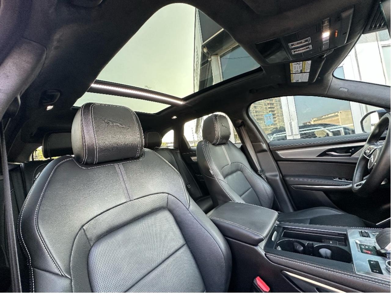 2024 Jaguar F-PACE P250 R-Dynamic S Photo