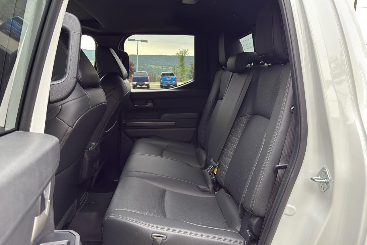 2024 Toyota Tacoma Double Cab AT TRD Off Road Premium Photo
