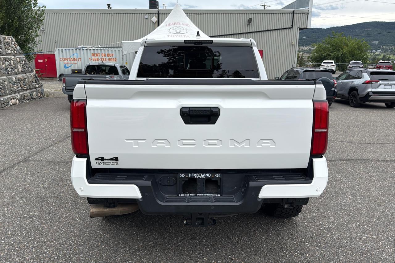 2024 Toyota Tacoma Double Cab AT TRD Off Road Premium Photo
