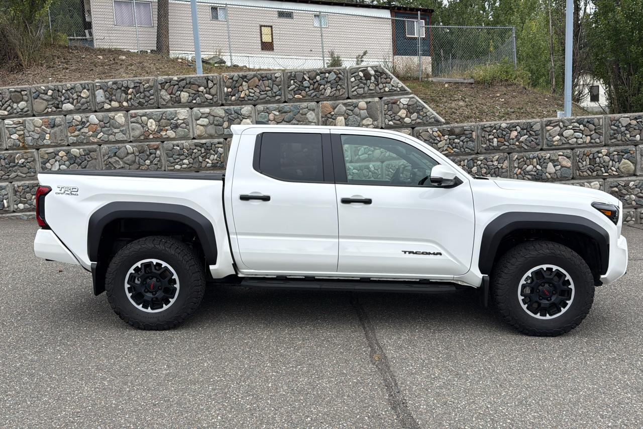 2024 Toyota Tacoma Double Cab AT TRD Off Road Premium Photo