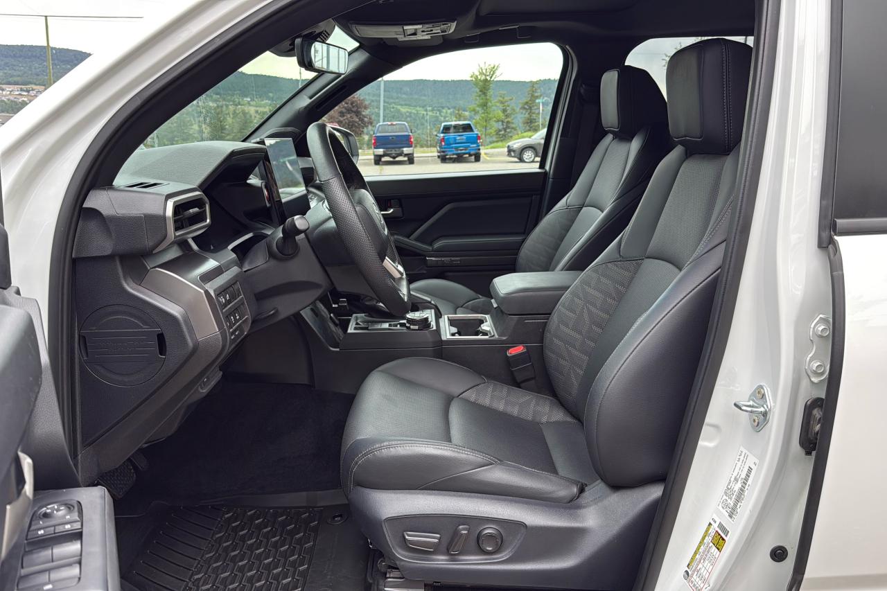 2024 Toyota Tacoma Double Cab AT TRD Off Road Premium Photo