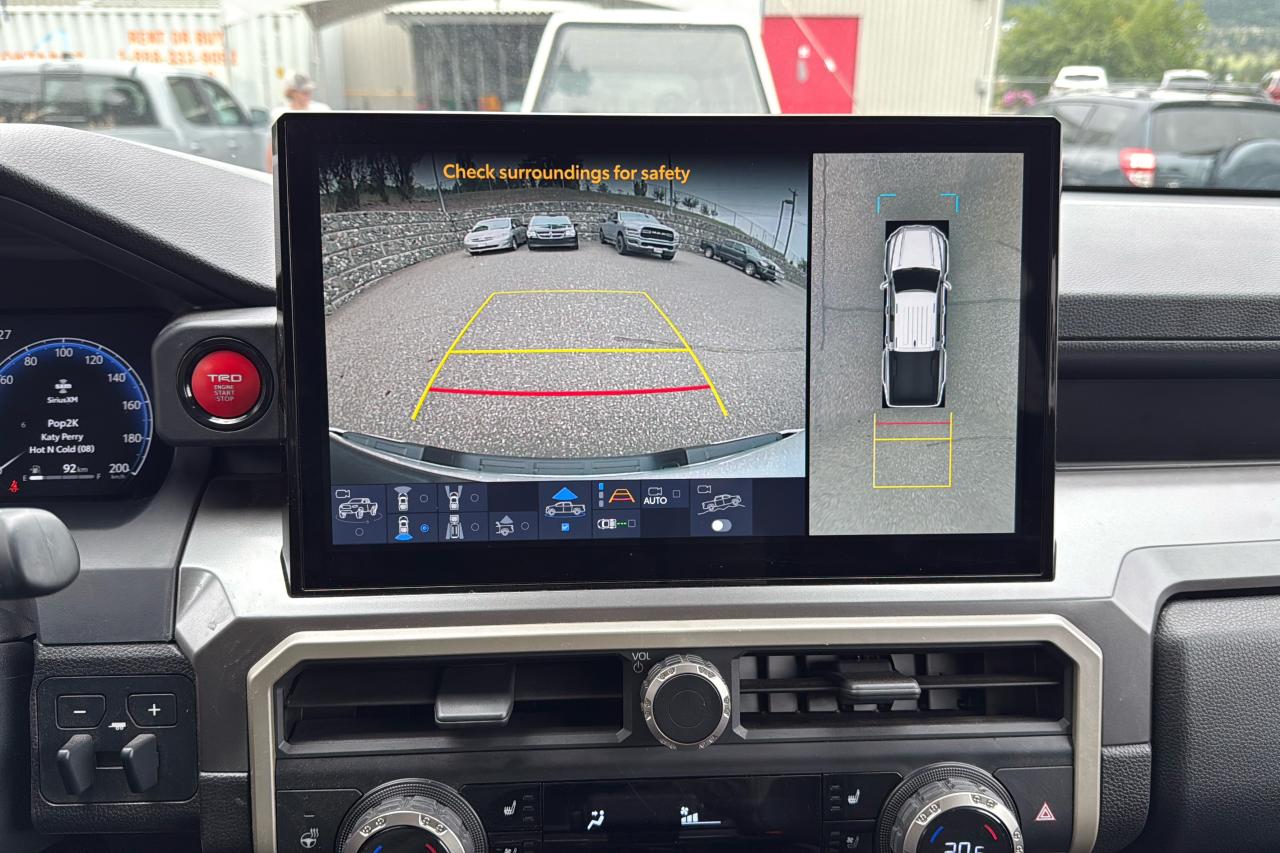 2024 Toyota Tacoma Double Cab AT TRD Off Road Premium Photo