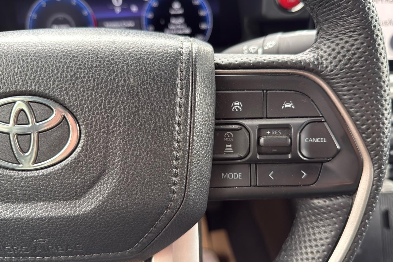 2024 Toyota Tacoma Double Cab AT TRD Off Road Premium Photo