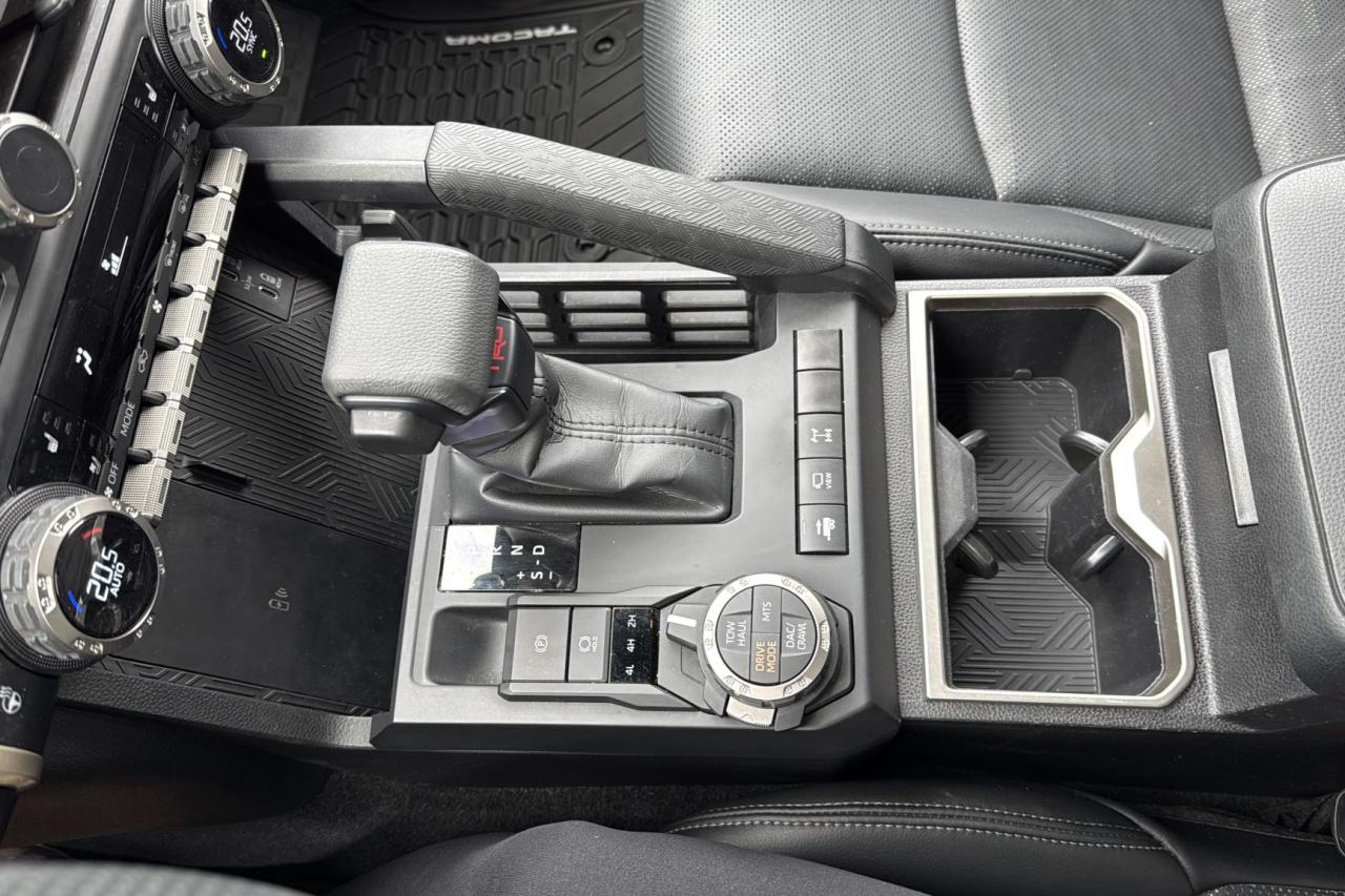 2024 Toyota Tacoma Double Cab AT TRD Off Road Premium Photo