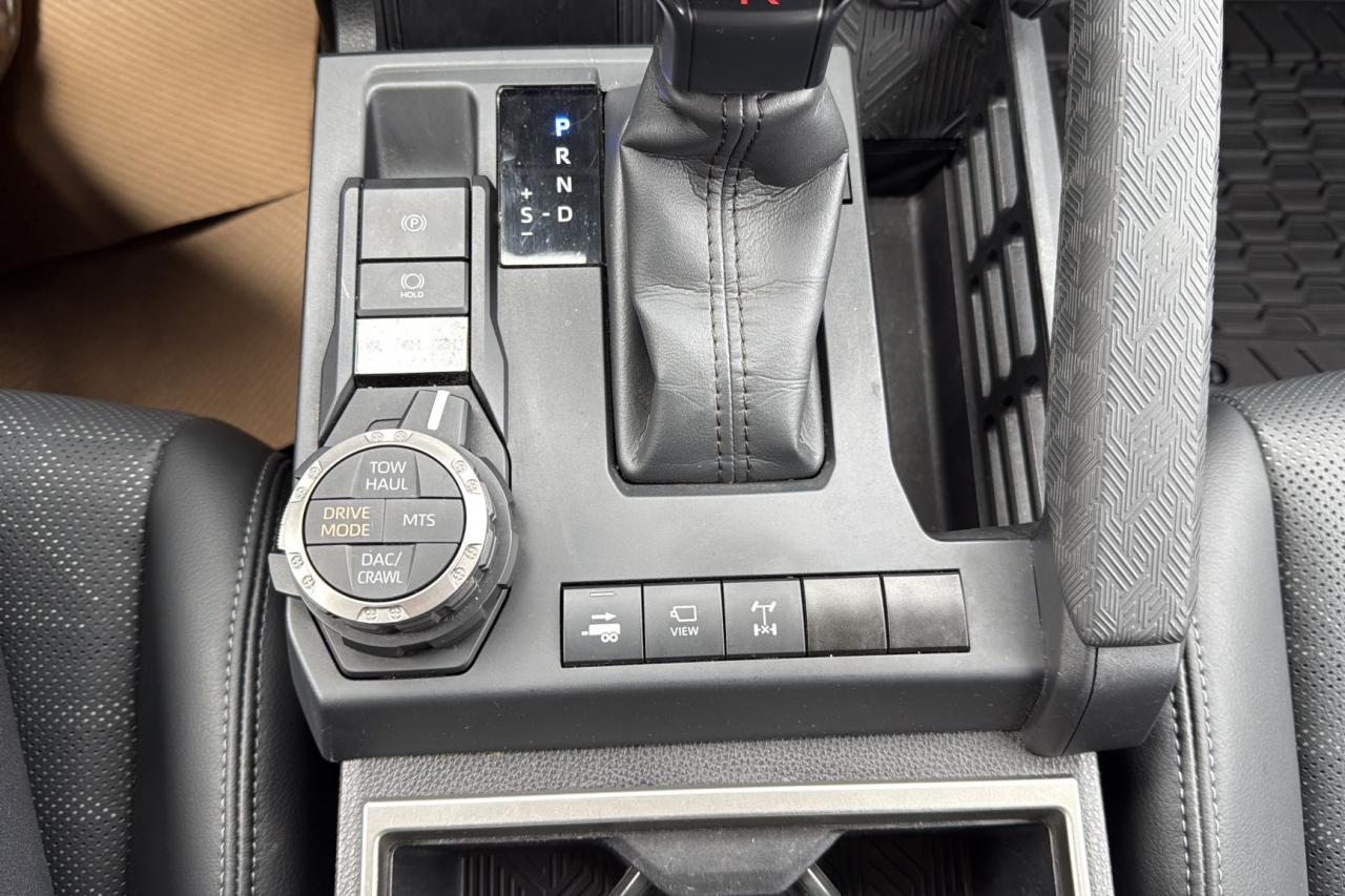 2024 Toyota Tacoma Double Cab AT TRD Off Road Premium Photo