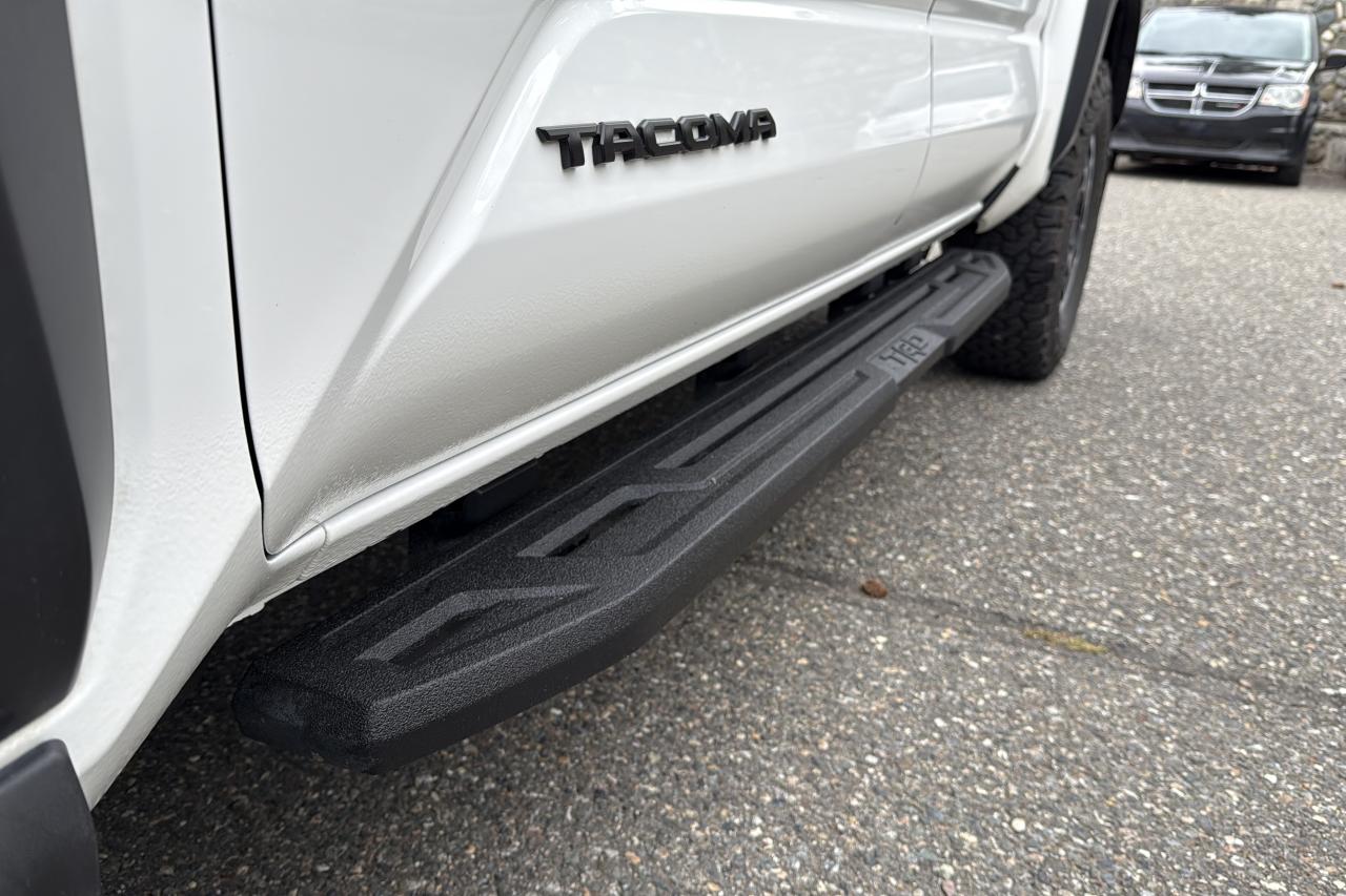 2024 Toyota Tacoma Double Cab AT TRD Off Road Premium Photo