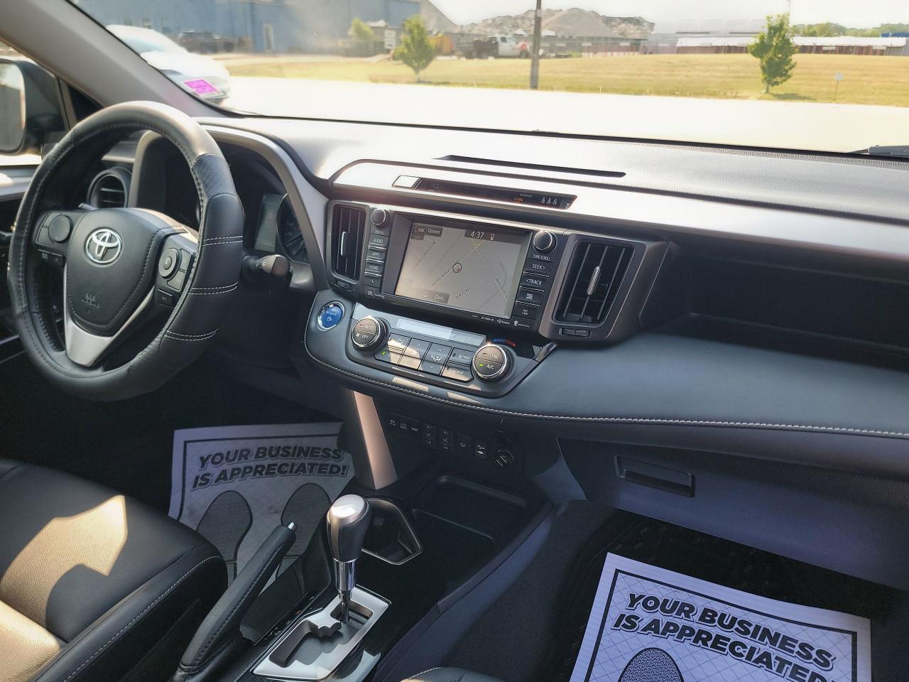 2018 Toyota RAV4 Hybrid Limited - Photo #16