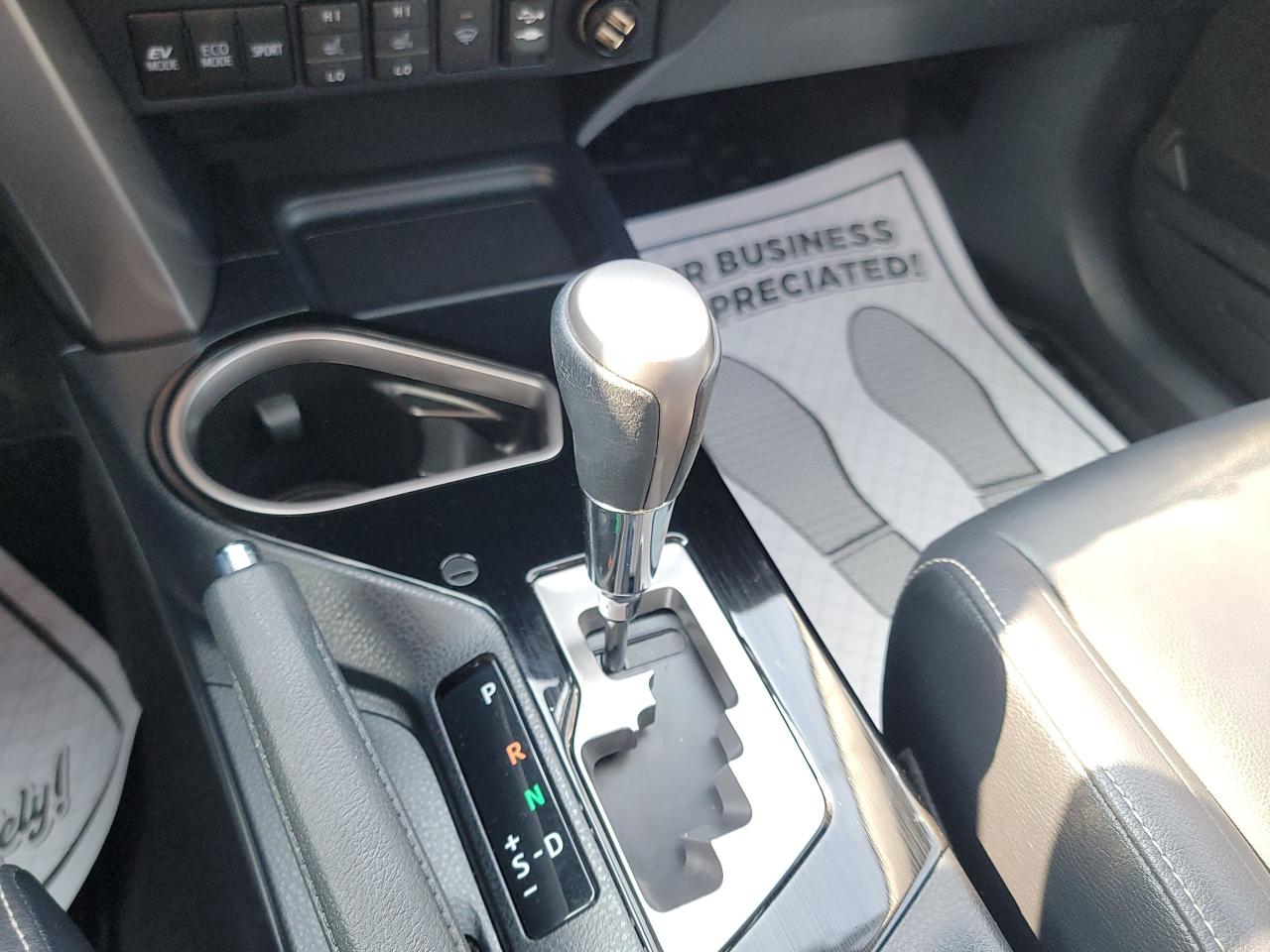 2018 Toyota RAV4 Hybrid Limited - Photo #18