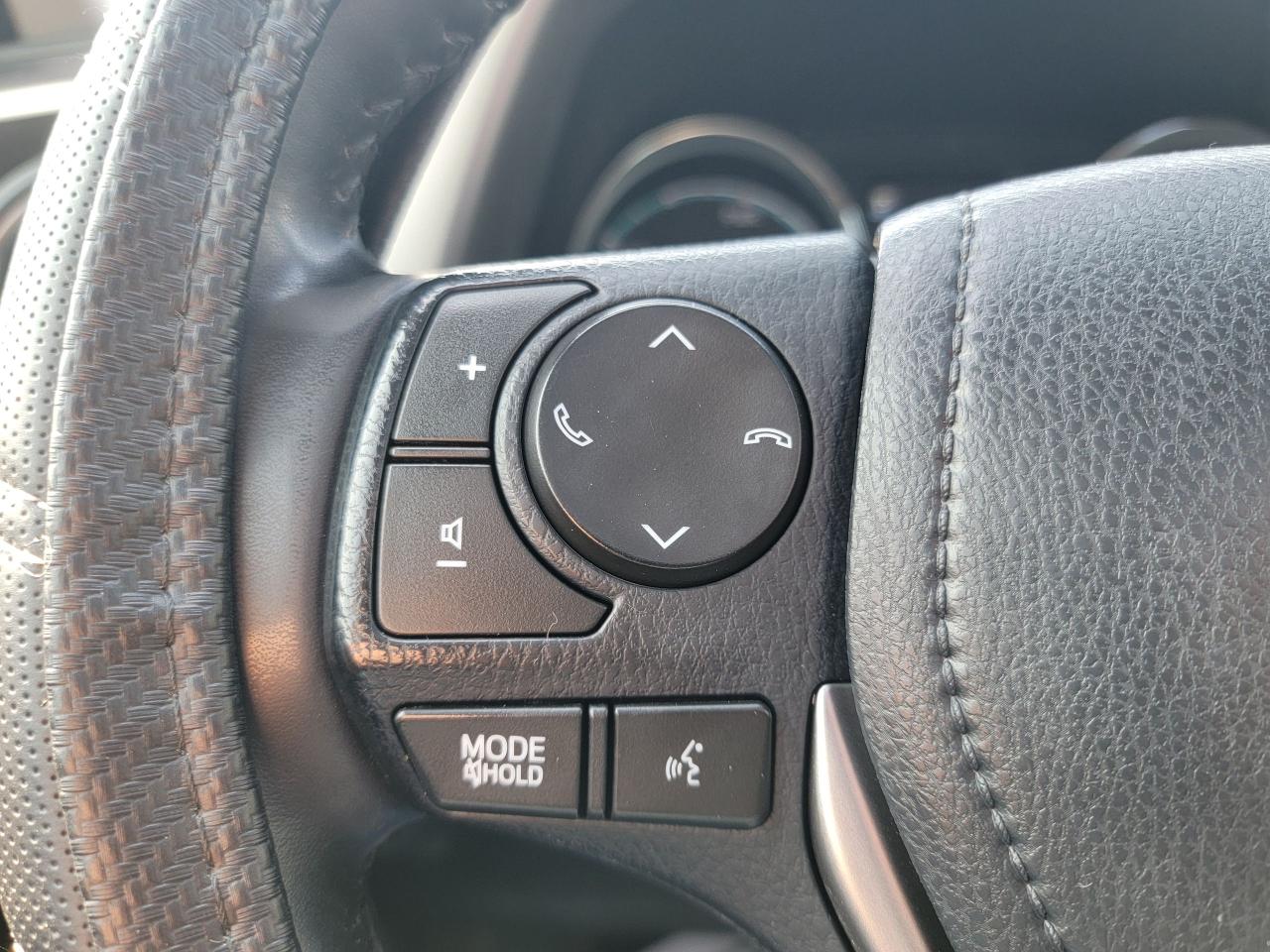 2018 Toyota RAV4 Hybrid Limited - Photo #21