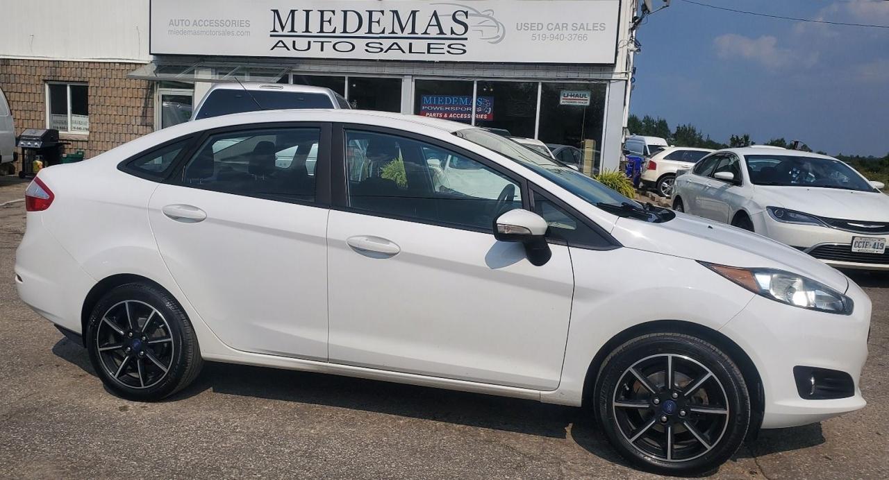 Used 2017 Ford Fiesta SE for sale in Mono, ON