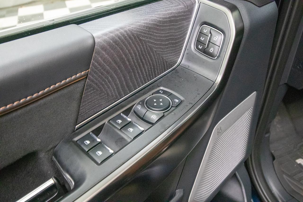 2023 Ford F-150 Platinum 4WD *NO ACCIDENTS* 5.5' Box Hybrid Photo5