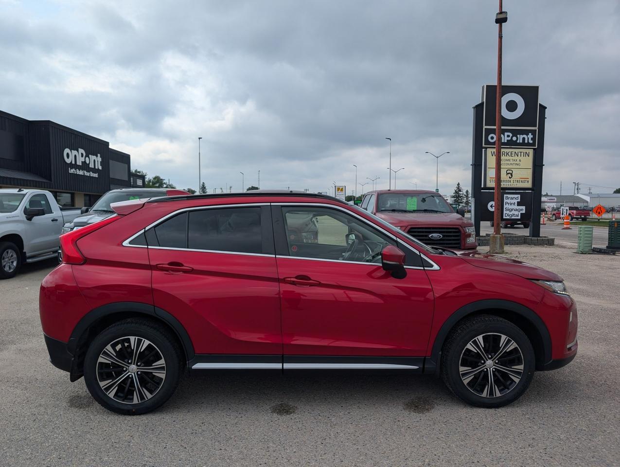 2018 Mitsubishi Eclipse Cross GT Diamond Edition | Leather | Htd Steering - Photo #3