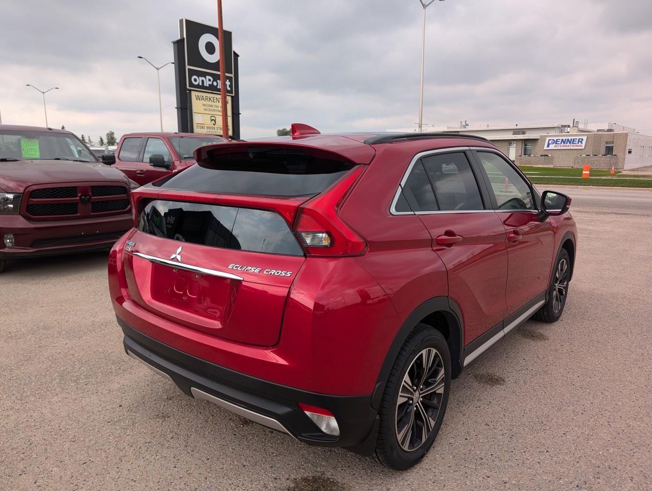 2018 Mitsubishi Eclipse Cross GT Diamond Edition | Leather | Htd Steering - Photo #4