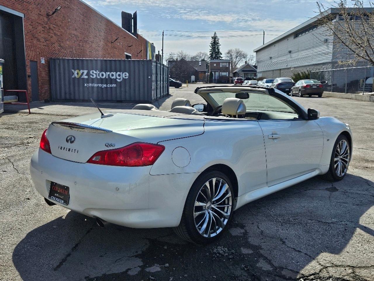 2014 Infiniti Q60 SPORT CONVERTIBLE-TECH PKG-NAVIGATION Photo4
