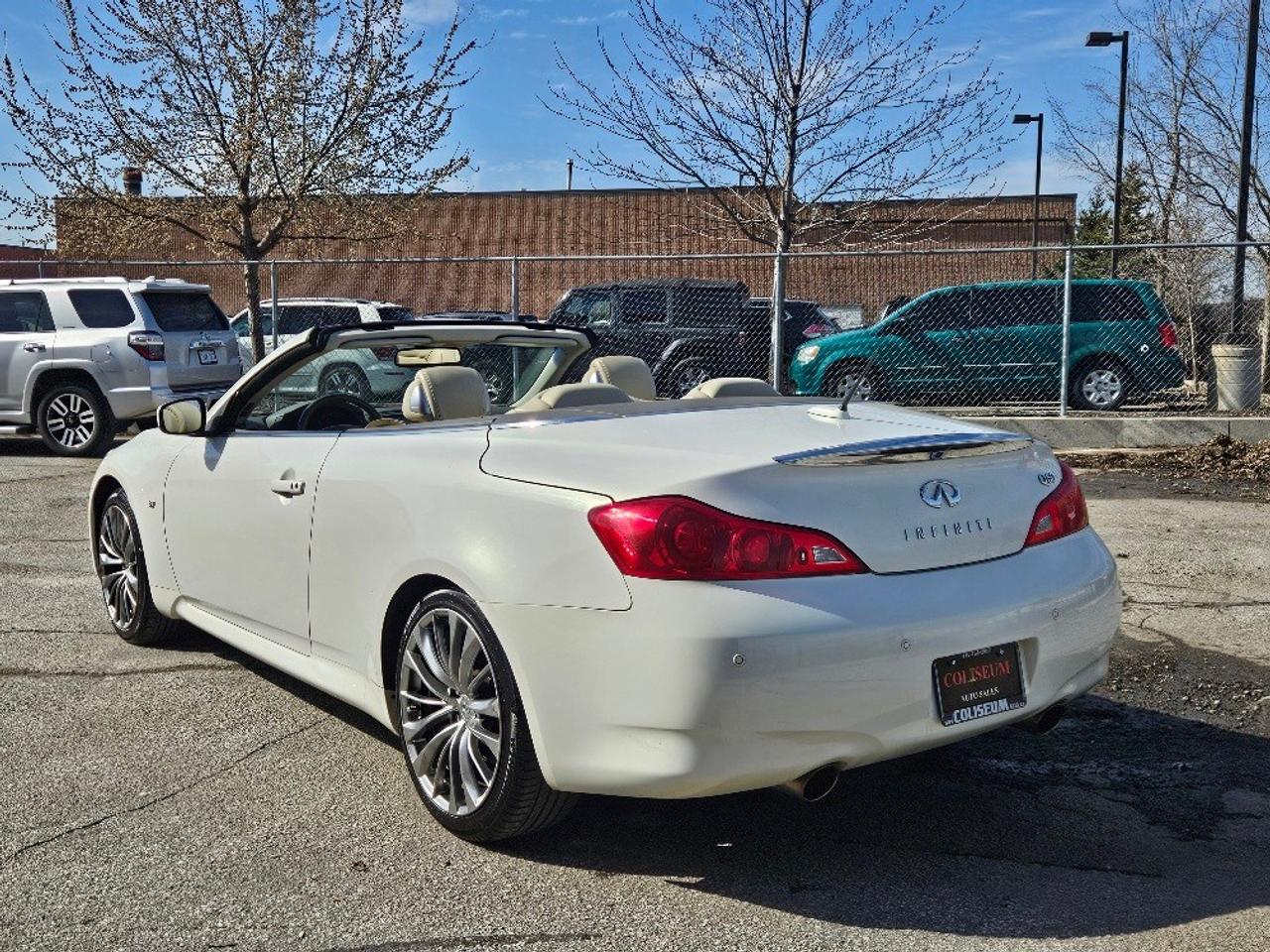 2014 Infiniti Q60 SPORT CONVERTIBLE-TECH PKG-NAVIGATION Photo2