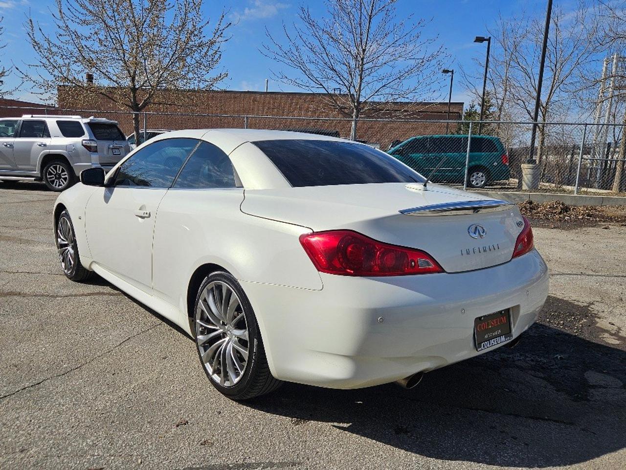 2014 Infiniti Q60 SPORT CONVERTIBLE-TECH PKG-NAVIGATION Photo