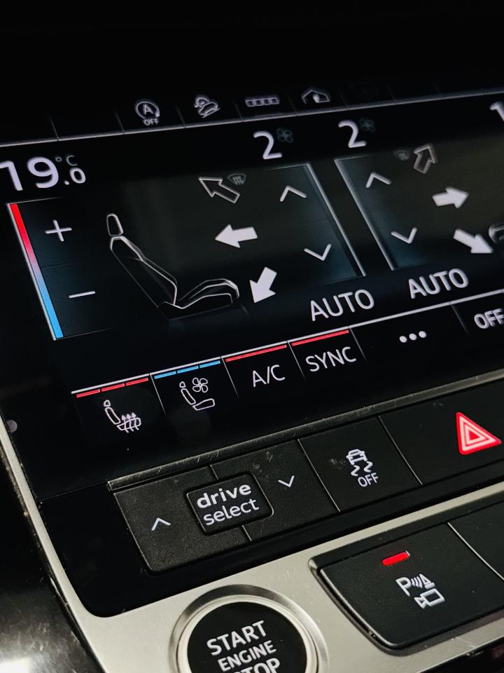 2021 Audi Q8 Progressiv - Photo #17