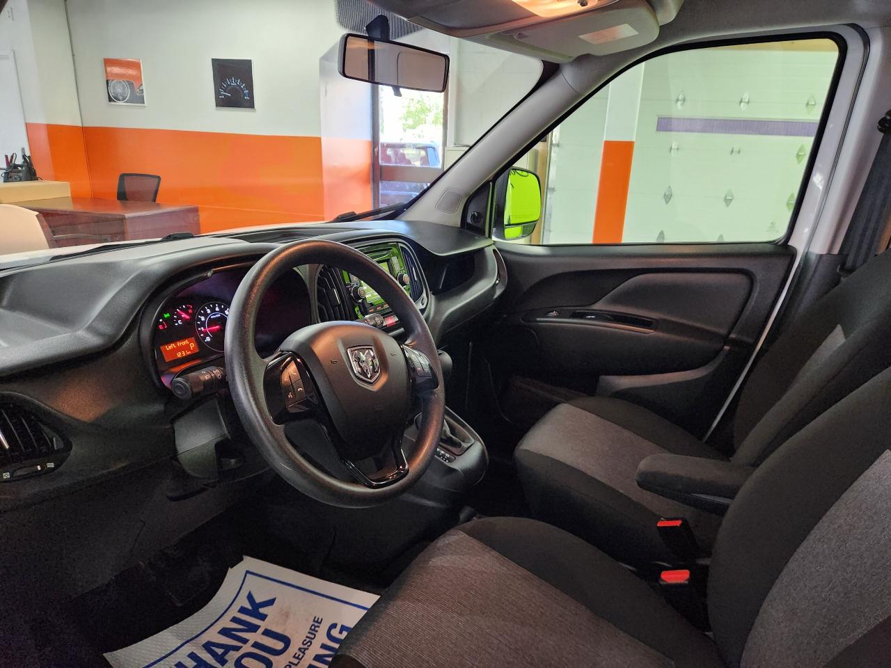 2022 RAM ProMaster City Cargo Van Clean Low Kms Ready to Work - Photo #24