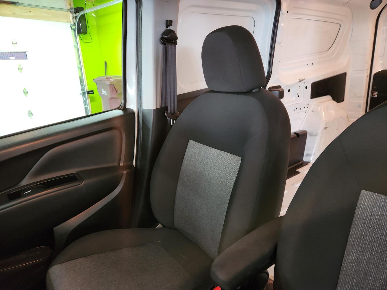 2022 RAM ProMaster City Cargo Van Clean Low Kms Ready to Work - Photo #23