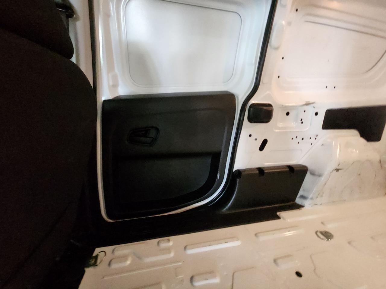 2022 RAM ProMaster City Cargo Van Clean Low Kms Ready to Work - Photo #21