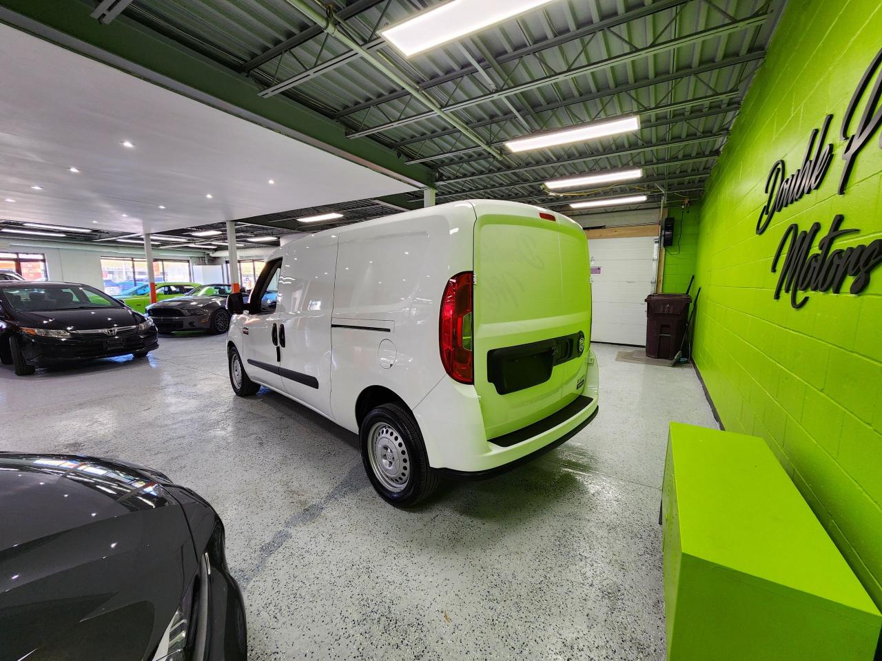 2022 RAM ProMaster City Cargo Van Clean Low Kms Ready to Work - Photo #12