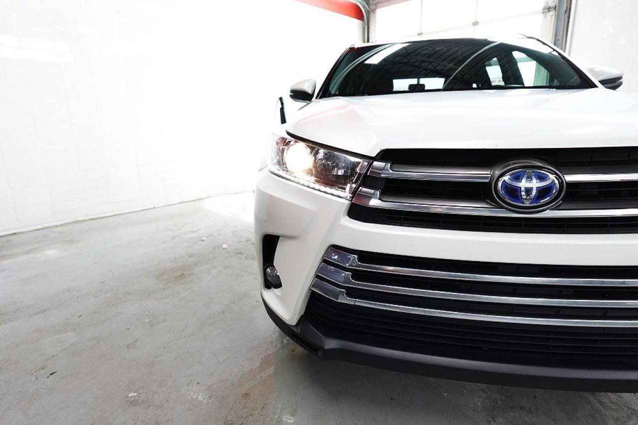 2017 Toyota Highlander Hybrid XLE  MODEL,NO ACCIDENT WELL MAINTAIN,AWD,7 PASS - Photo #38