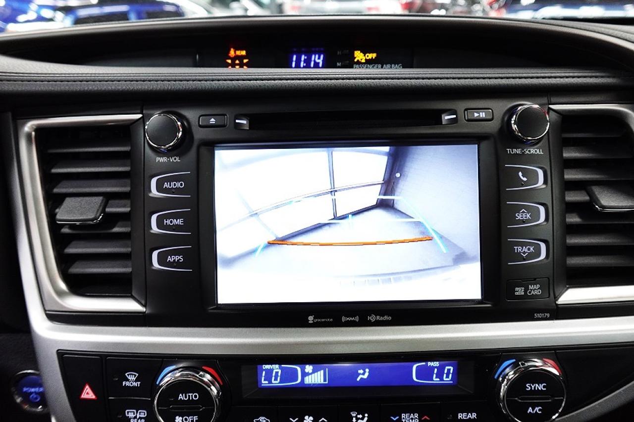 2017 Toyota Highlander Hybrid XLE  MODEL,NO ACCIDENT WELL MAINTAIN,AWD,7 PASS - Photo #26