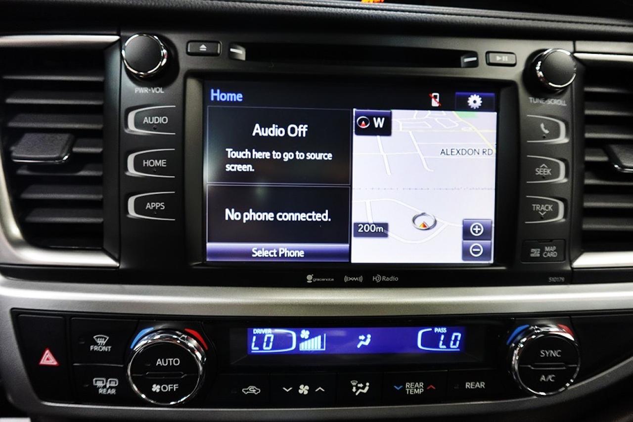 2017 Toyota Highlander Hybrid XLE  MODEL,NO ACCIDENT WELL MAINTAIN,AWD,7 PASS - Photo #25