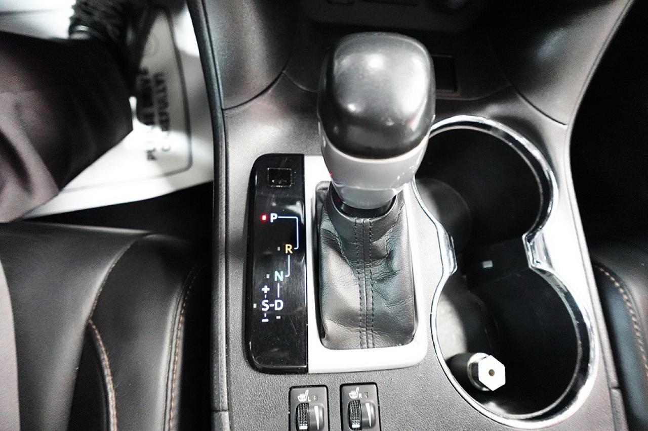 2017 Toyota Highlander Hybrid XLE  MODEL,NO ACCIDENT WELL MAINTAIN,AWD,7 PASS - Photo #27