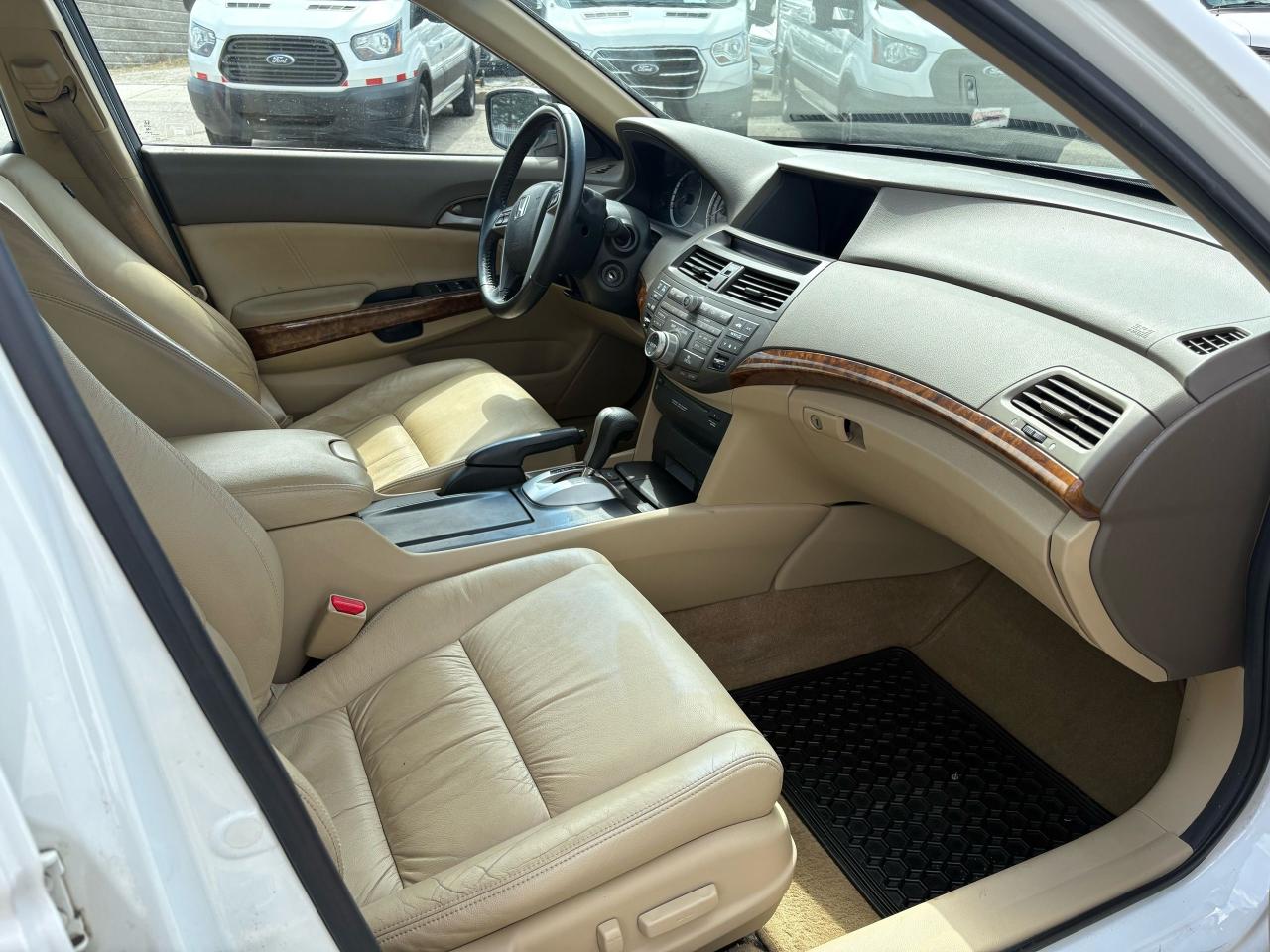2010 Honda Accord EX-L - Photo #10