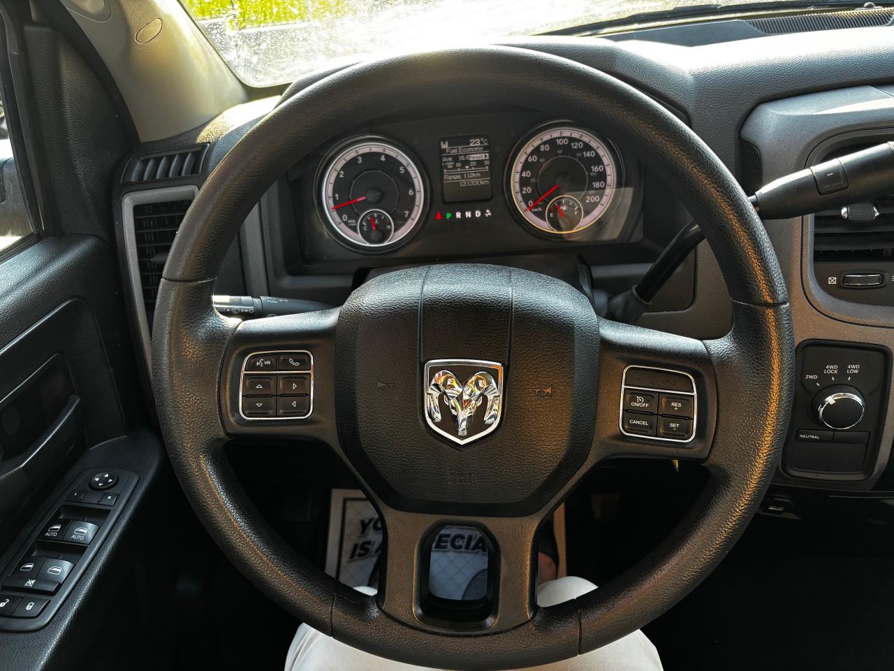 2019 RAM 1500 Classic CLASSIC EXPRESS - Photo #12