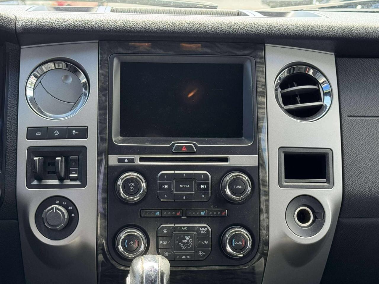 2017 Ford Expedition 4WD 4dr Limited Photo