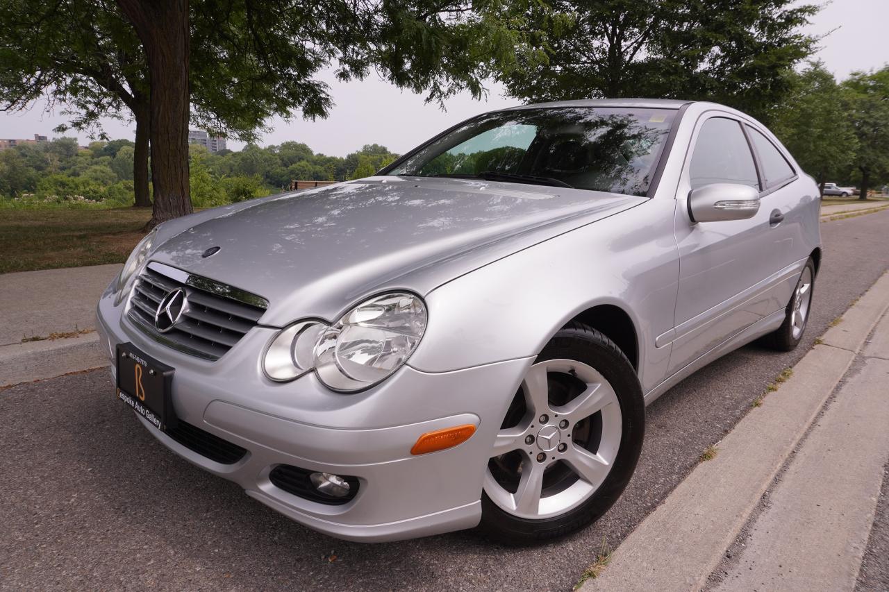 Used 2005 Mercedes-Benz C-Class C230 KOMPRESSOR / 6 SPEED MANUAL / AWESOME DRIVER for sale in Etobicoke, ON