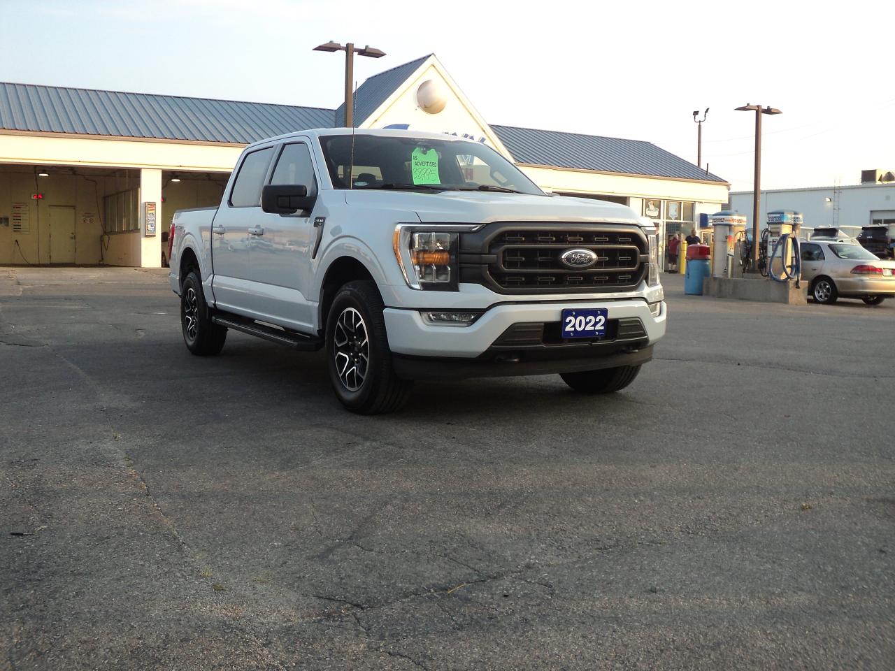 2022 Ford F-150 XLT SuperCrew 4WD 2.7L6cyl 5.5' Box HeatedSeats - Photo #5