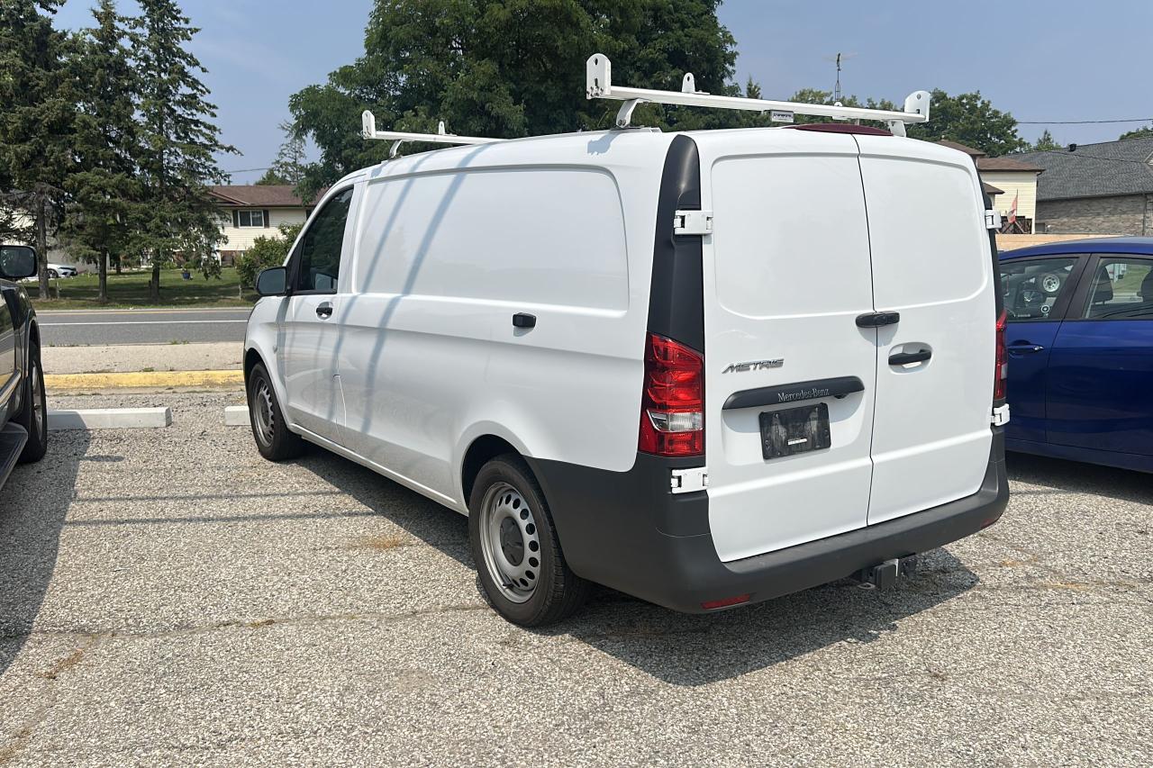 2019 Mercedes-Benz Metris  - Photo #2