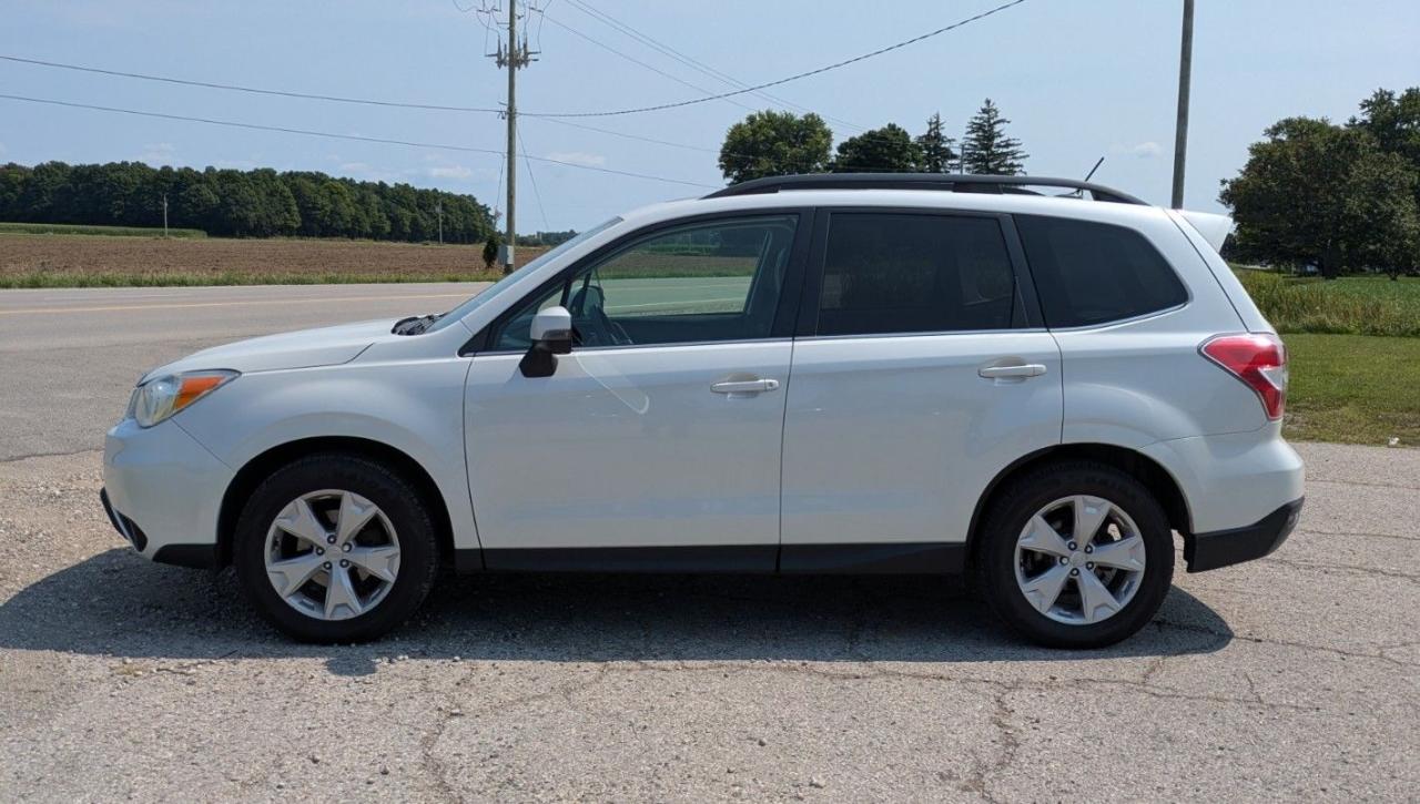 2014 Subaru Forester i Touring - Photo #2