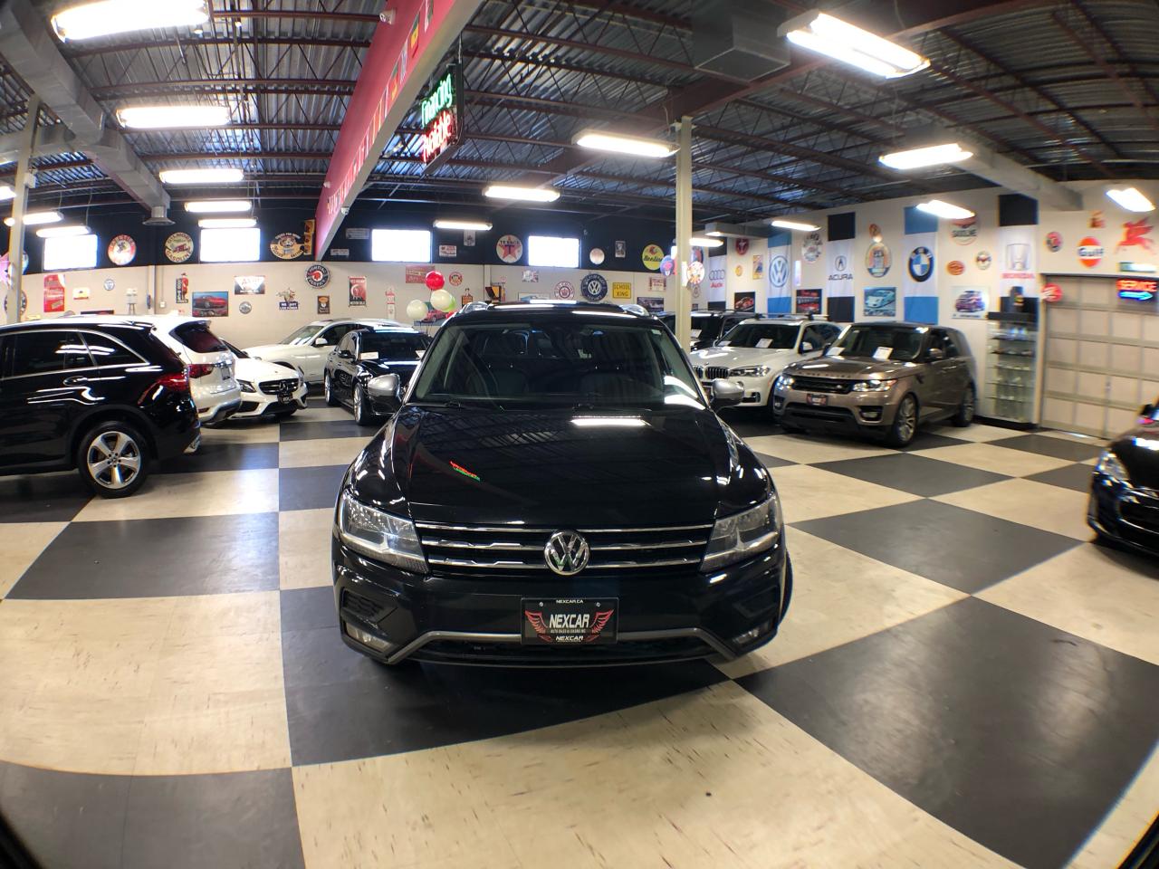 2020 Volkswagen Tiguan IQ Drive 7 PASS AWD LEATHER PAN/ROOF B/SPOT CAMERA Photo2