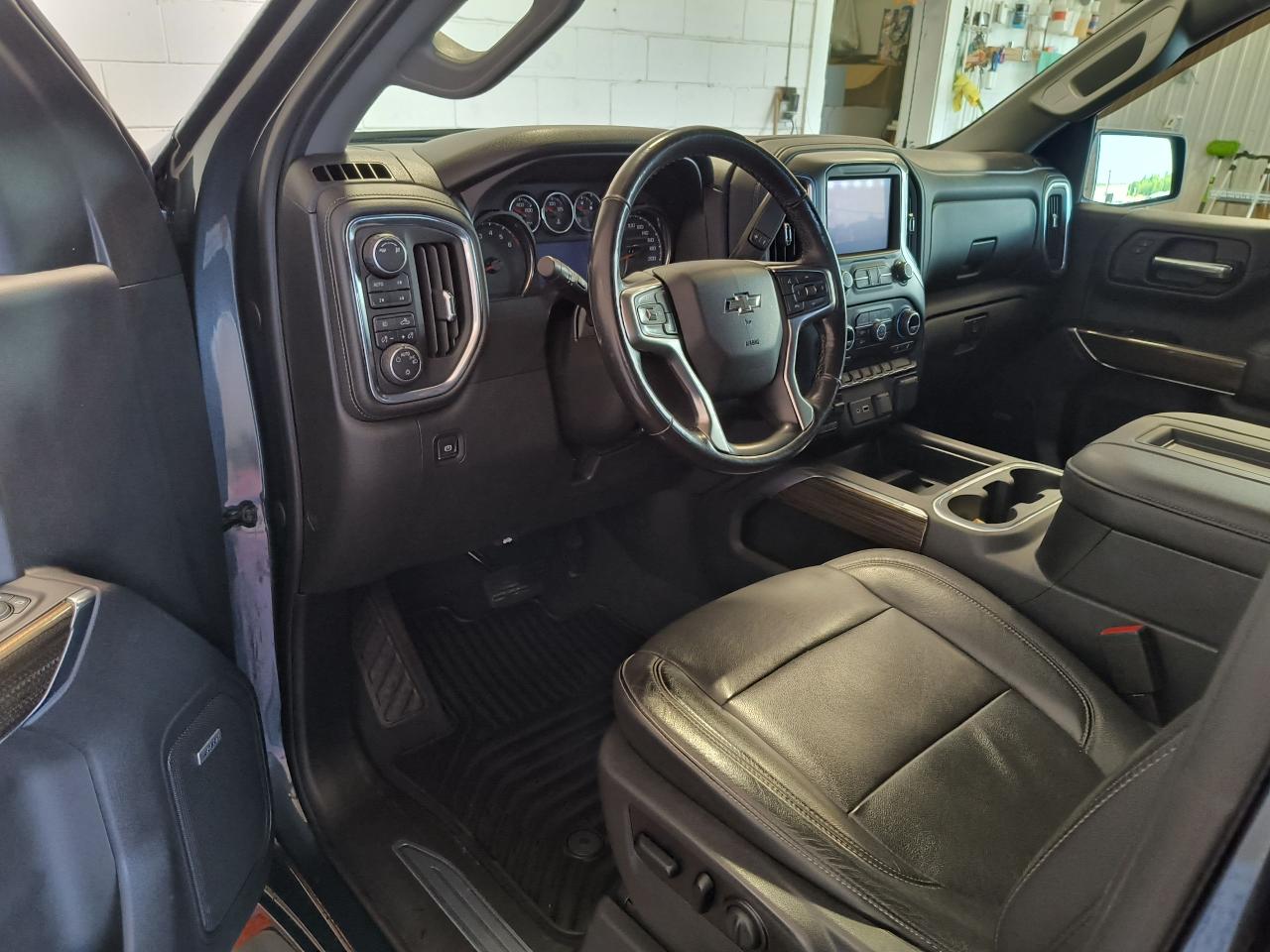 2019 Chevrolet Silverado 1500 RST Photo0