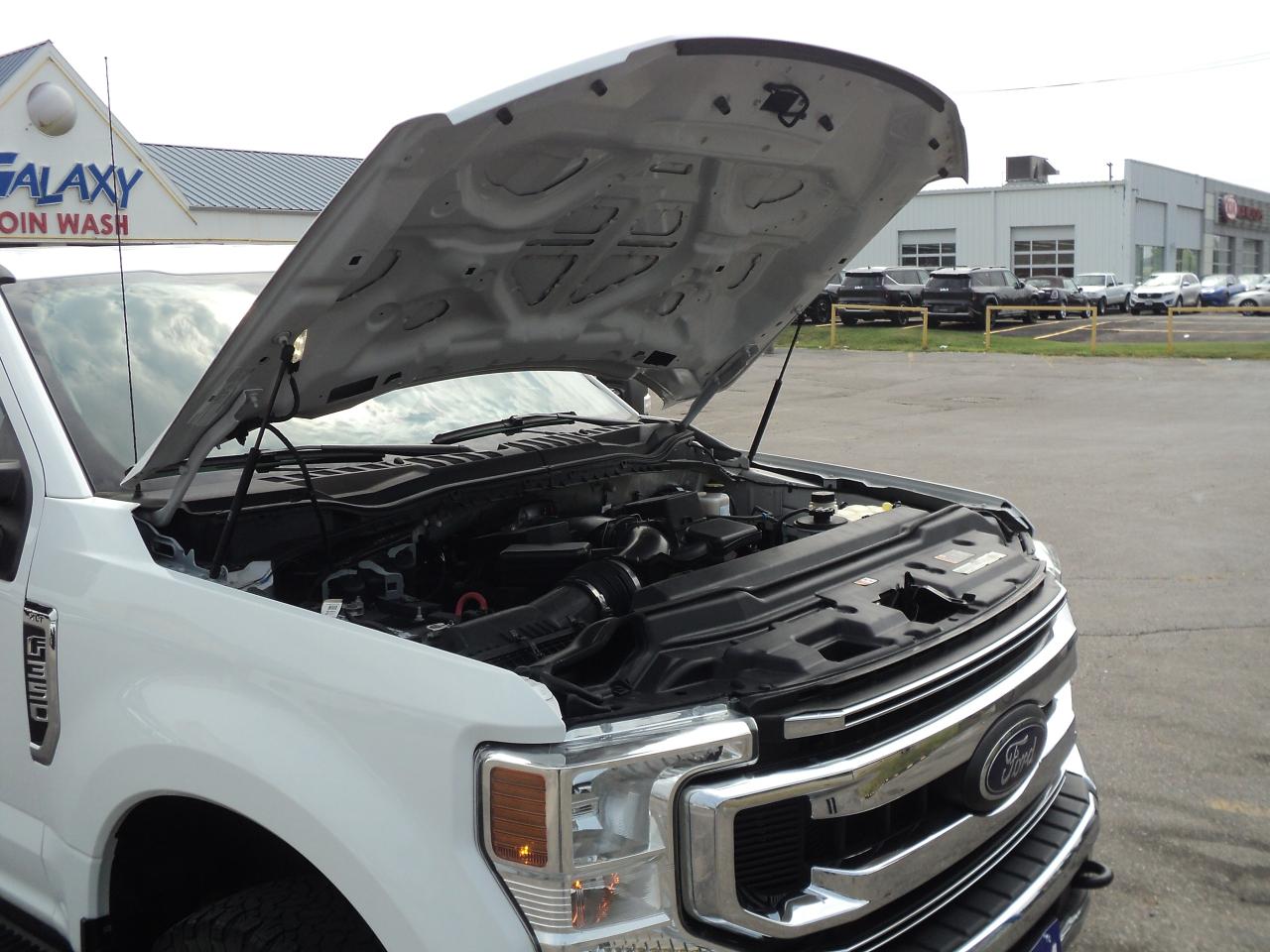 2021 Ford SUPER DUTY F-350 SRW XLT CrewCab 4WD 6.2L8cyl Gas  8' Box BackUpCam - Photo #32