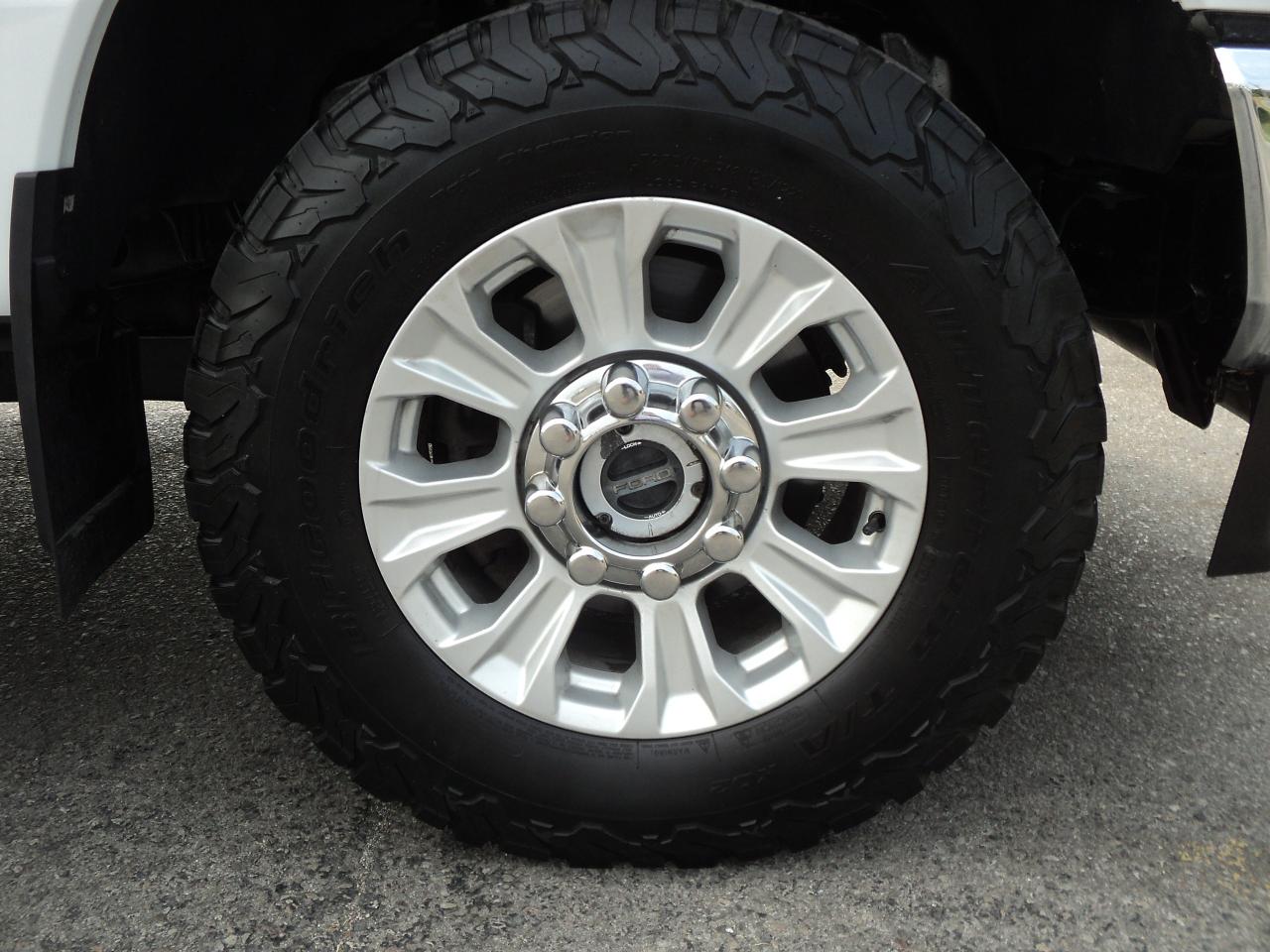 2021 Ford SUPER DUTY F-350 SRW XLT CrewCab 4WD 6.2L8cyl Gas  8' Box BackUpCam - Photo #31