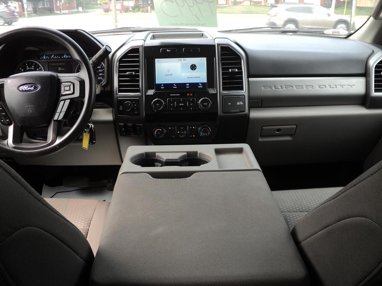 2021 Ford SUPER DUTY F-350 SRW XLT CrewCab 4WD 6.2L8cyl Gas  8' Box BackUpCam - Photo #16