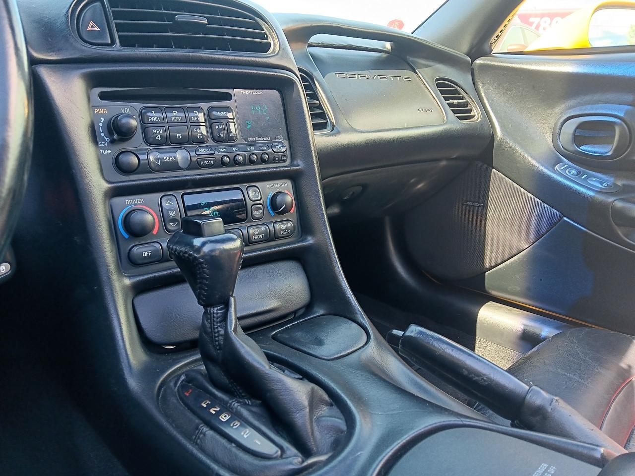 2003 Chevrolet Corvette 50TH Anniversary HUD 5.7 Liter Leather Bose - Photo #16