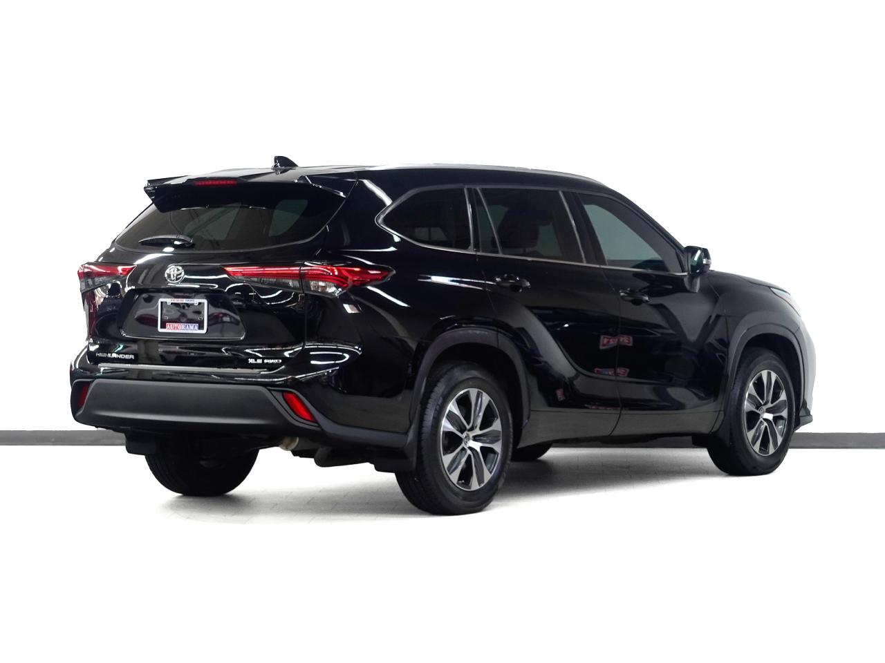 2021 Toyota Highlander XLE | AWD | Leather | Sunroof | BSM | CarPlay