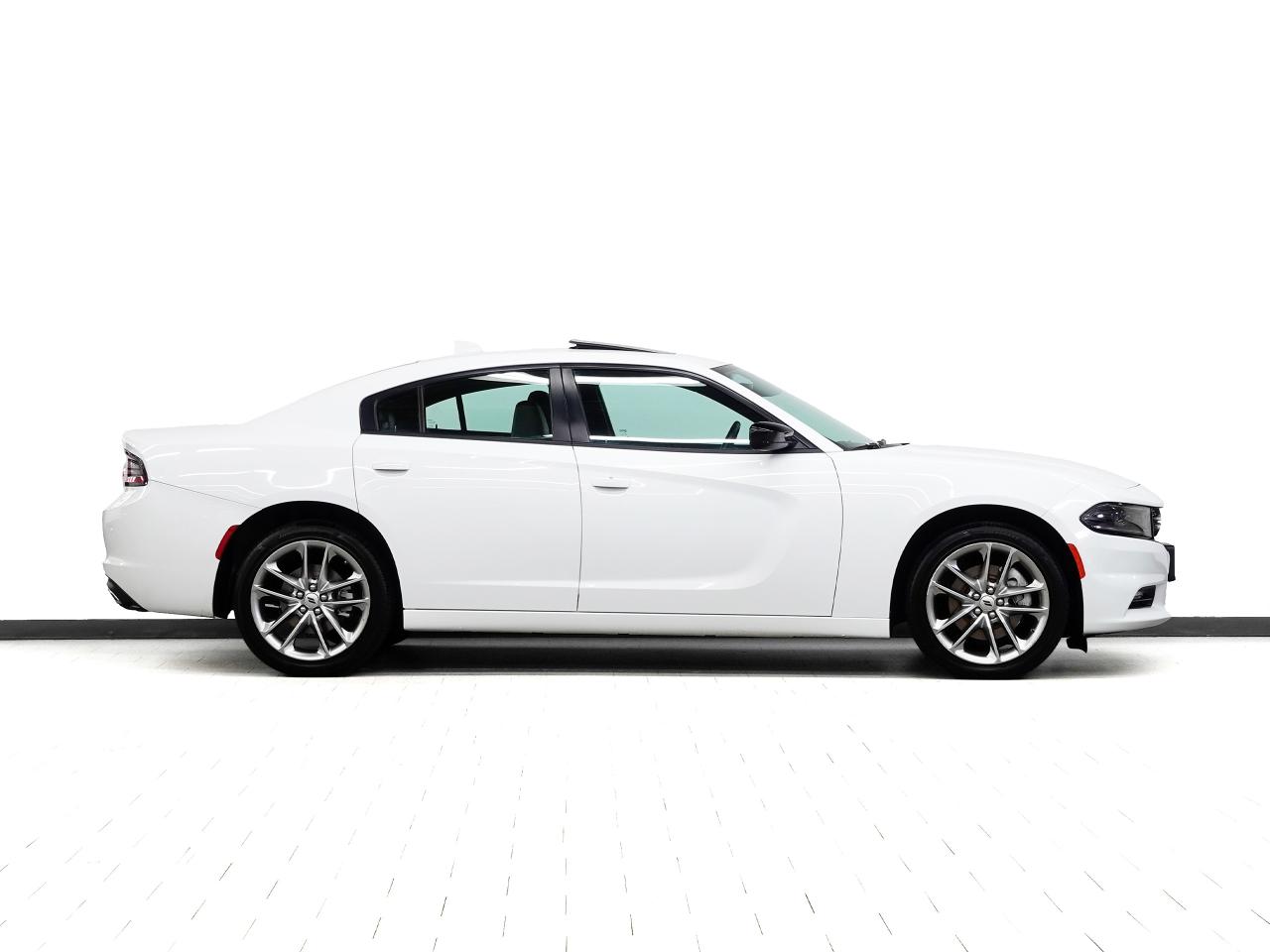 2023 Dodge Charger SXT | AWD | Nav | Leather | Sunroof | CarPlay